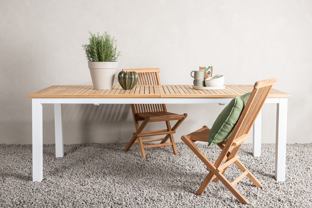 Gartentisch Lunea - en ausziehbareg Iessdësch fir dobaussen