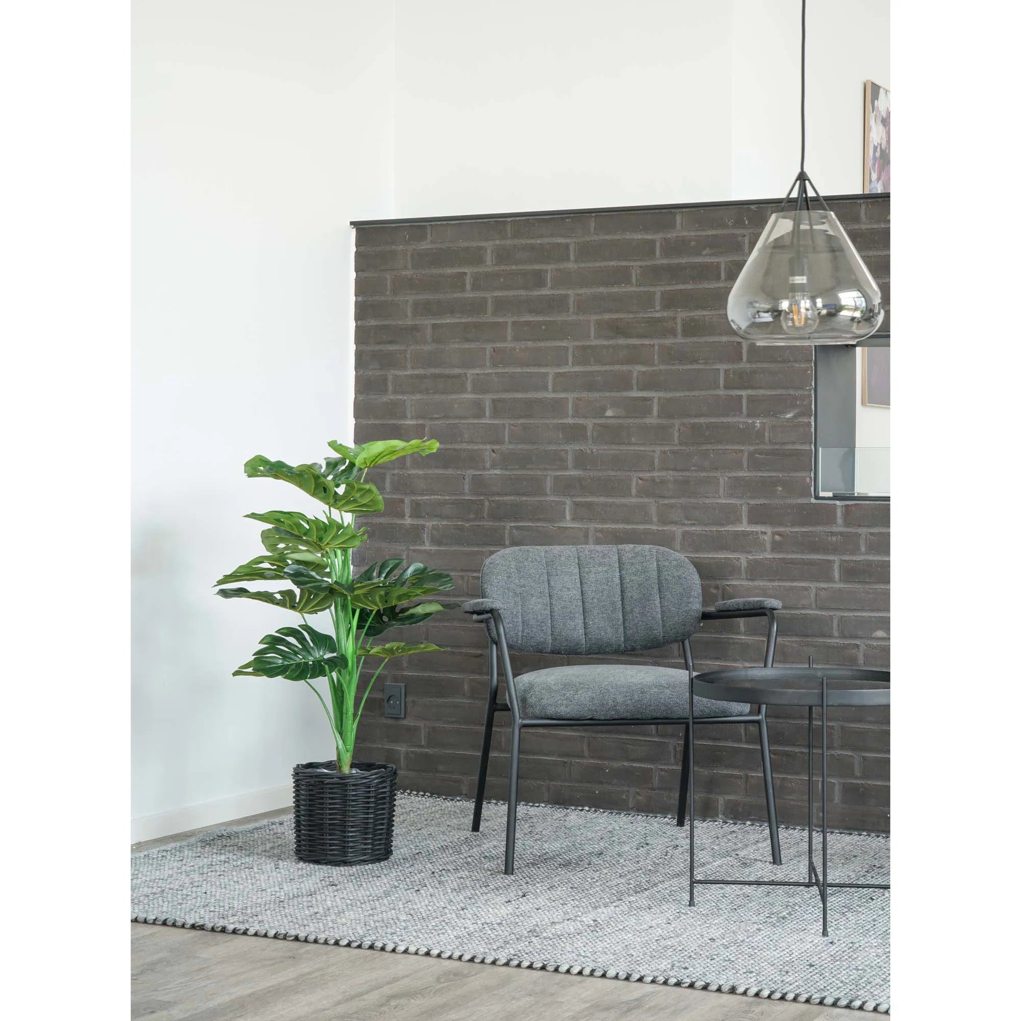 Kënschtlech Planz Monstera – 90 cm tropescht Highlight fir däi Doheem