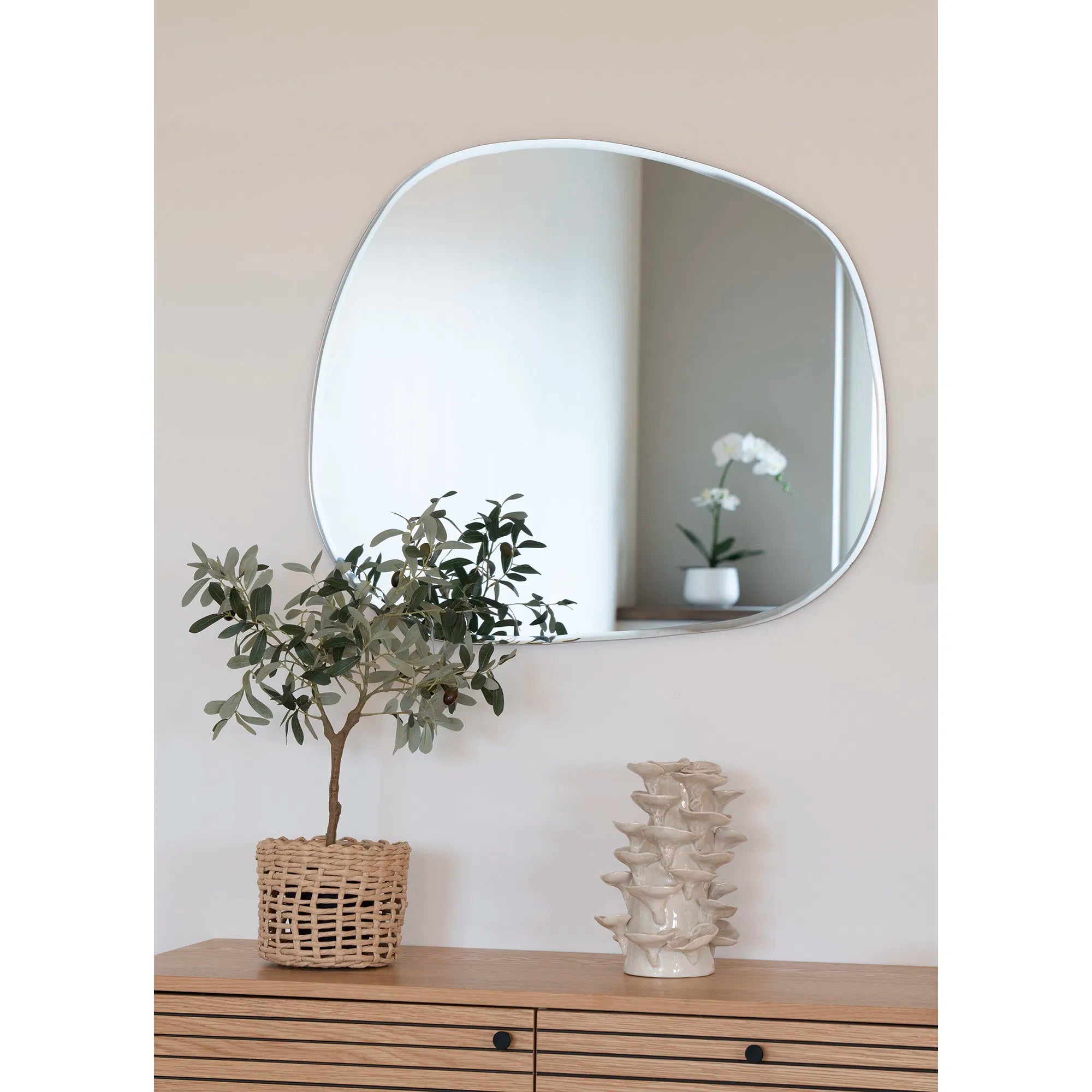 Kënschtleche Olivenbam – 61 cm mediterranen Charme fir däi Doheem