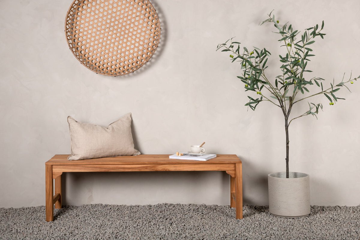 Outdoor-Sëtzbank "Fashion" – aus héichwäertegem Teakholz