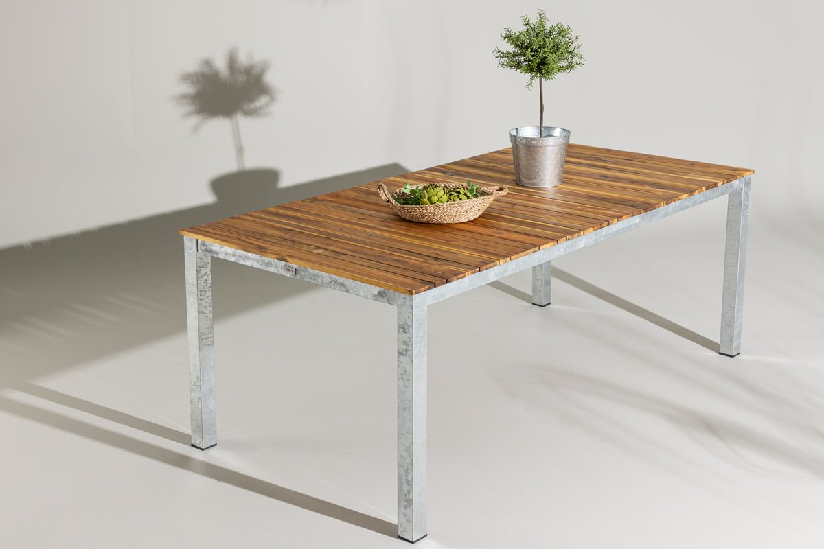 Table de jardin Nyota - Table à manger rectangulaire avec plateau en bois d'acacia sur structure en acier