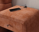 Designer-Nuetdësch Lilly mat USB-Ufank a Cord