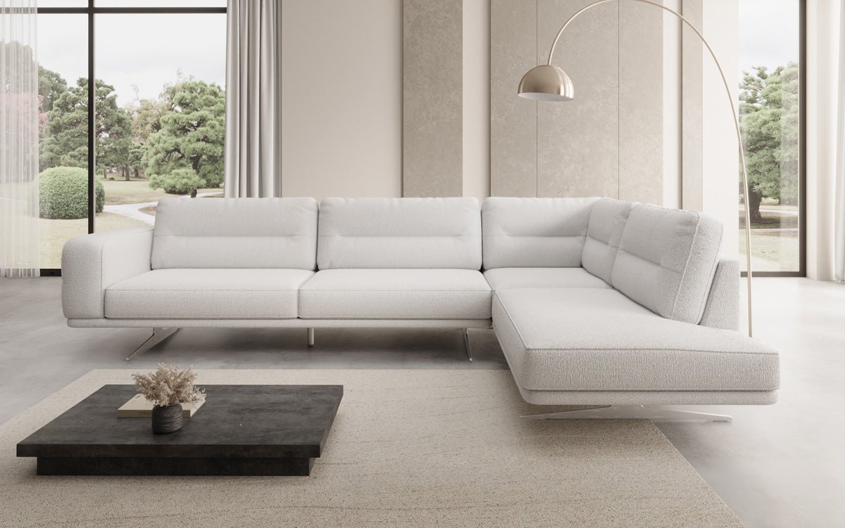 Designer-L-Sofa zou Torino am Bouclé