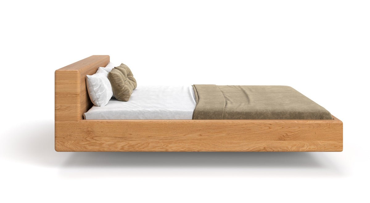Designert Holzbett Arvelo aus massiver Eechen a Schwebeoptioun an geradem Kappstéck