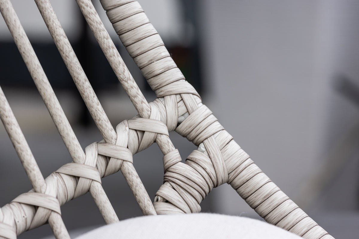 Garden lounge chair Anne - made of polyester and steel in Beige