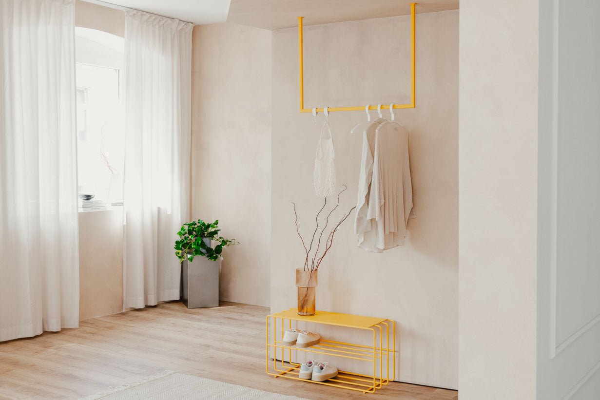 Porte-manteau/Tringle à vêtements Rubi – Design suspendu en acier