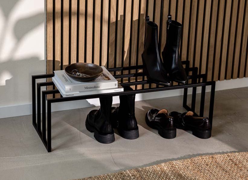 Shoe rack Bovi – Industrial design in Black, Cashew or White
