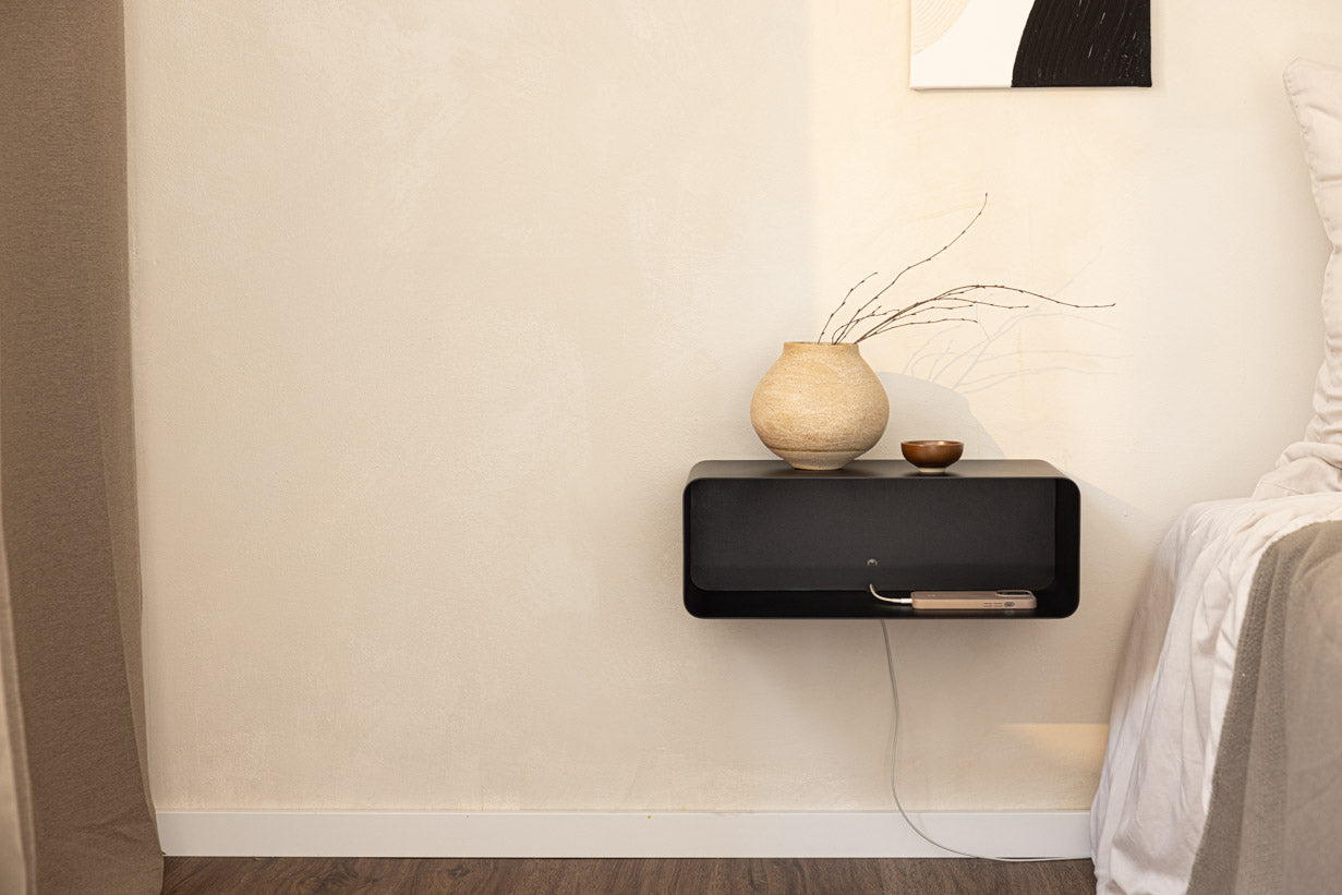 Table de chevet Nelio – Design suspendu avec passage de câble