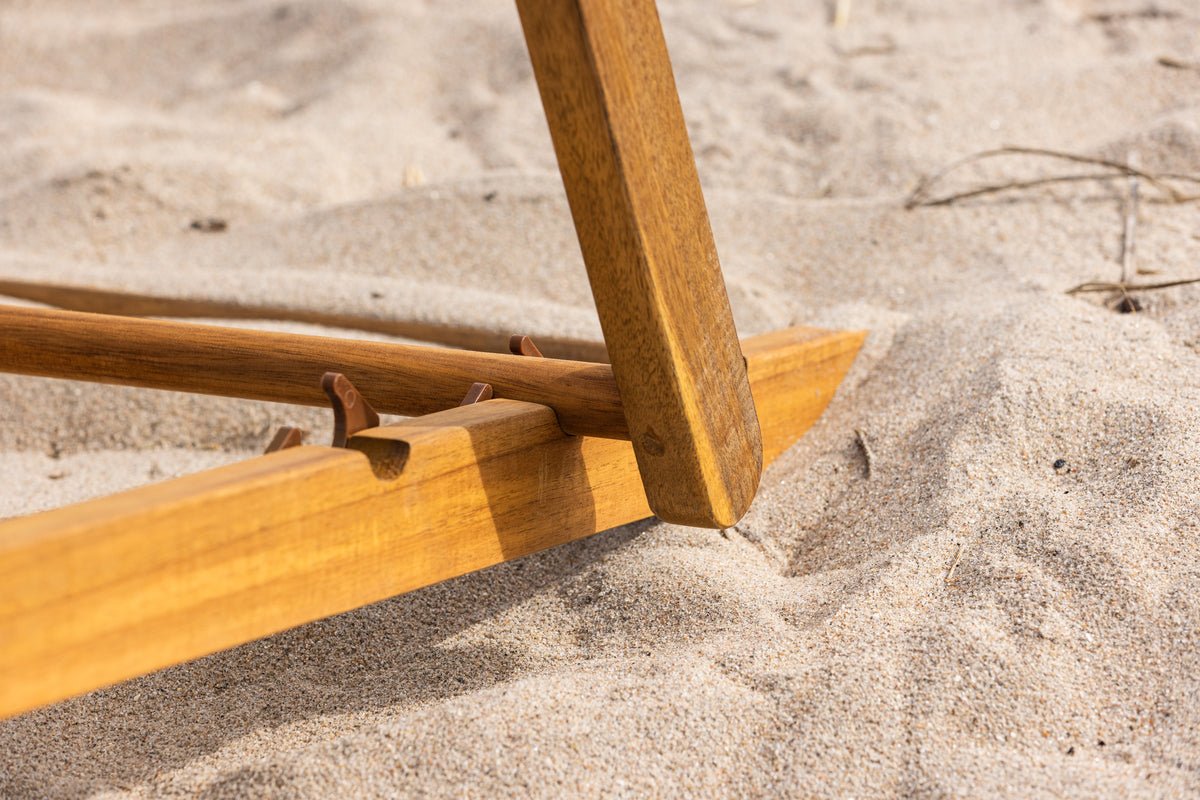 Sonnenliege Valina - aus Akazienholz mit Polyesterbezug