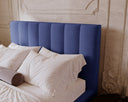 Designer Polsterbett Lunera aus Samt mat Stauraum
