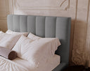 Designer Polsterbett Lunera aus Samt mat Stauraum