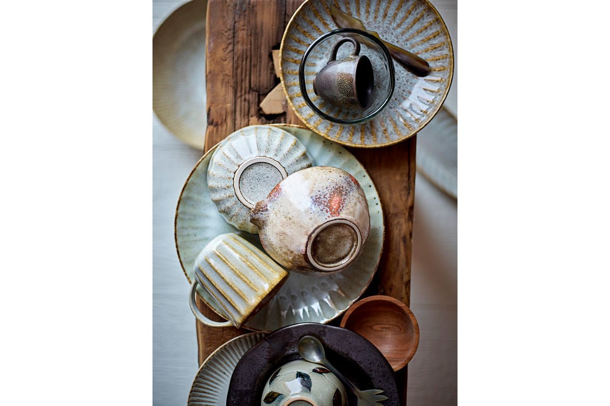 Teller Coria – aus Steingut gefertigt