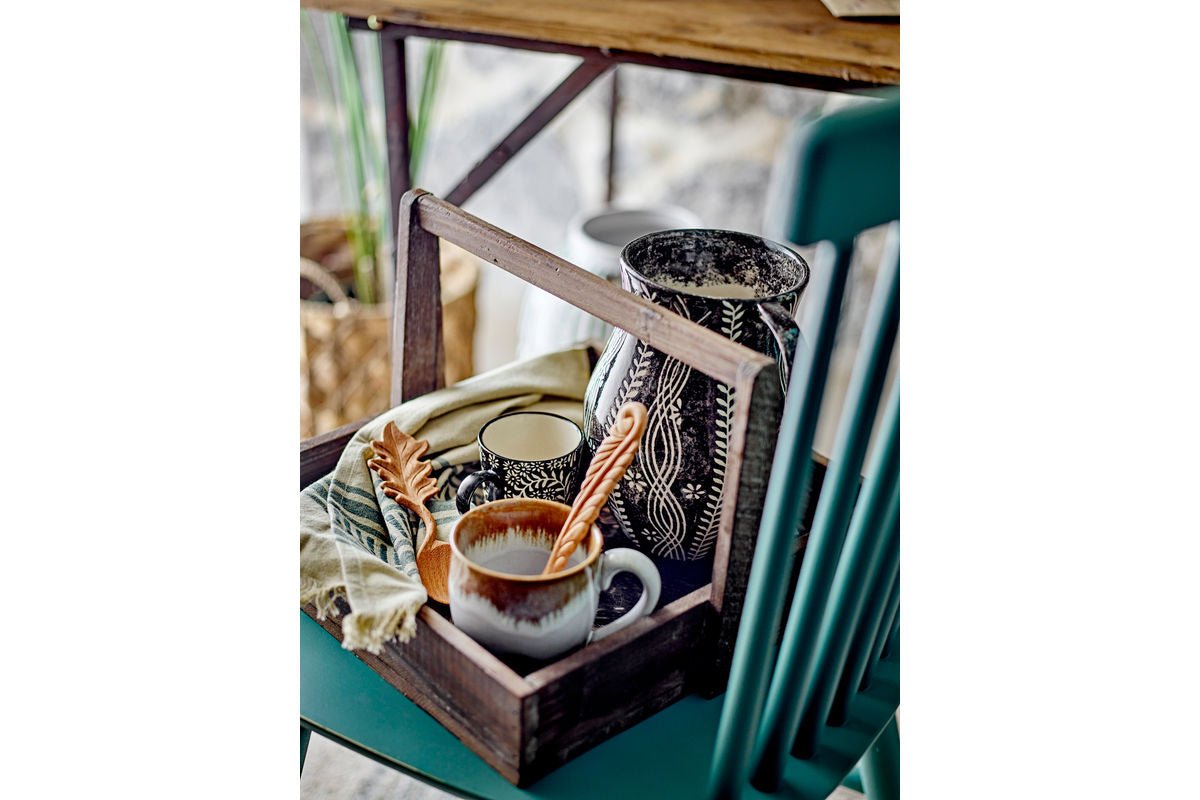 Krug Naira – handbemoolt Steingut a Schwaarz