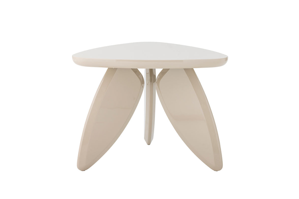 Coffee Table Lux – Sculptural Design in Natural Tone