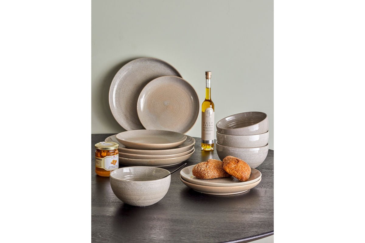 Jessi Dinnerware Set – Nordic Design in Gray (12-piece)