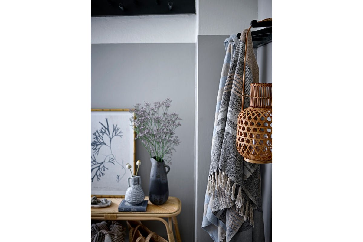 Vase „Noira“ – Steingut in Schwarz