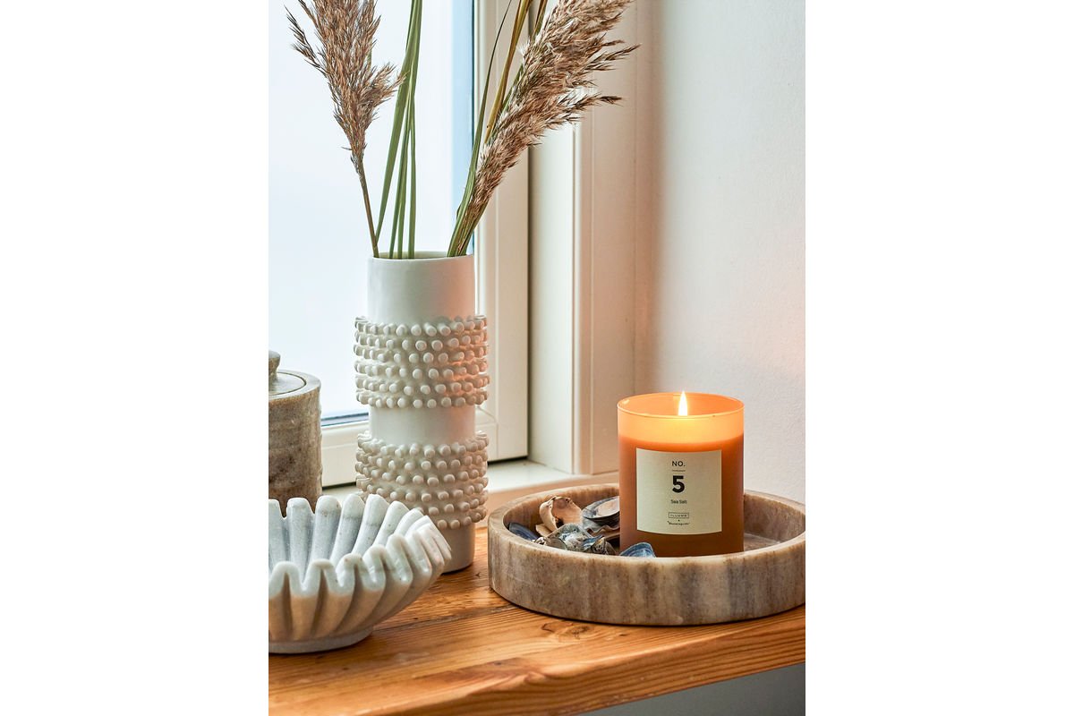 Vase "Snow" - weiße Steingutvase