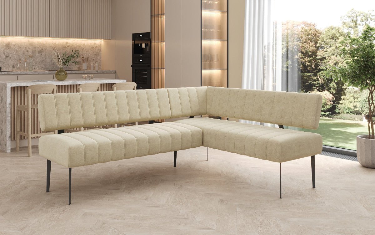 Banquette de salle à manger Montero rembourrée en velours déperlant avec pieds en métal