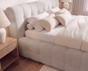 Designer Polsterbett Nela in Bouclé – Sand
