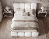 Designer Polsterbett Perla in Bouclé – Weiß