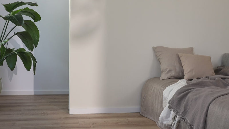Nuechtkästchen Damio – Minimalistescht Design aus pulverbeschichteten Metall