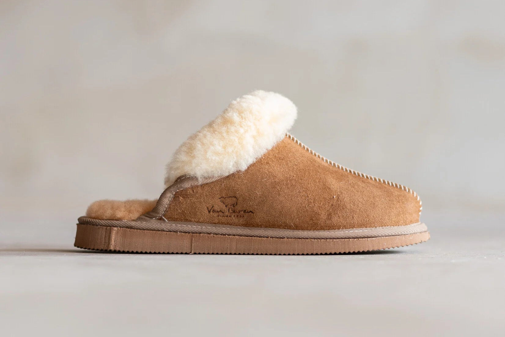 Sheepskin Women's Slippers Elina – Genuine Sheepskin in Camel
